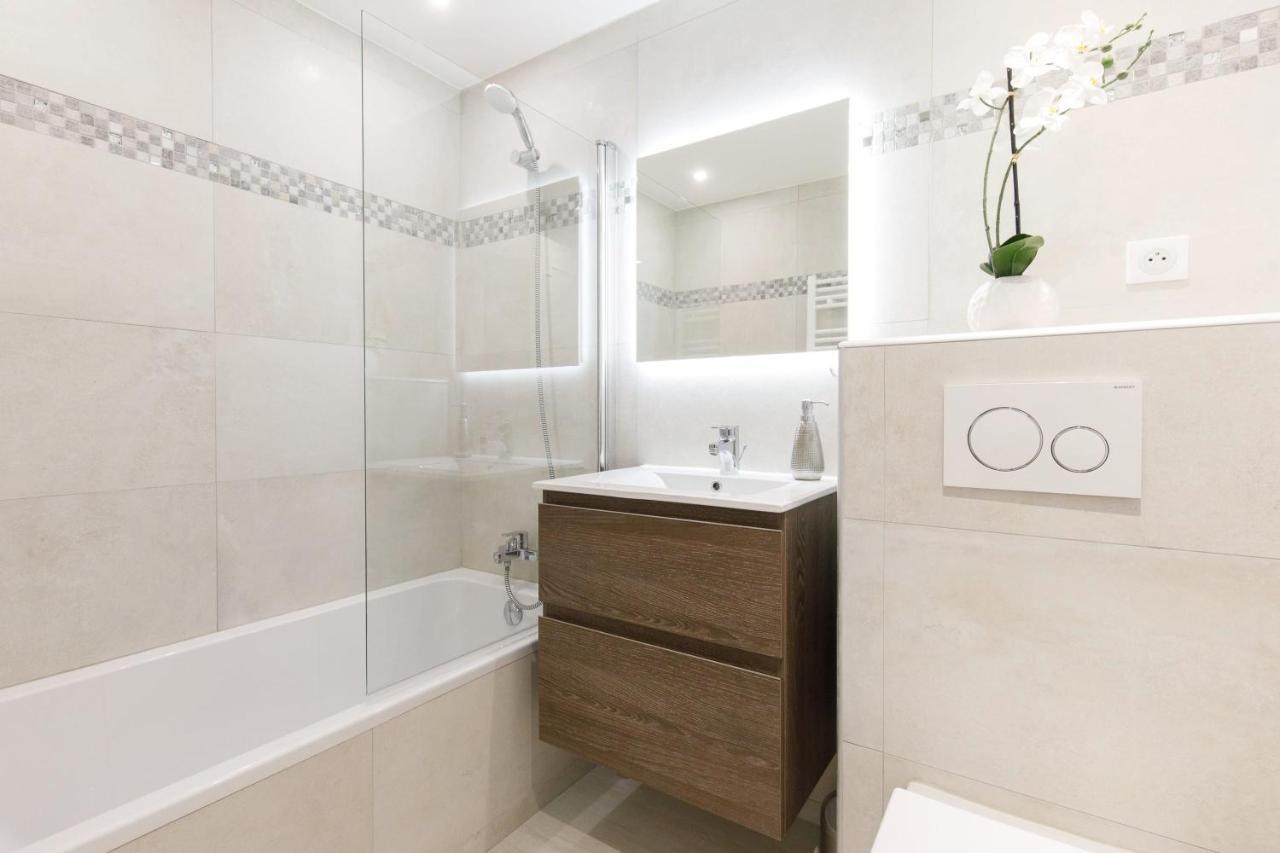 Appartement On La Croisette Deluxe 2 Bedrooms 2 Baths Cannes
