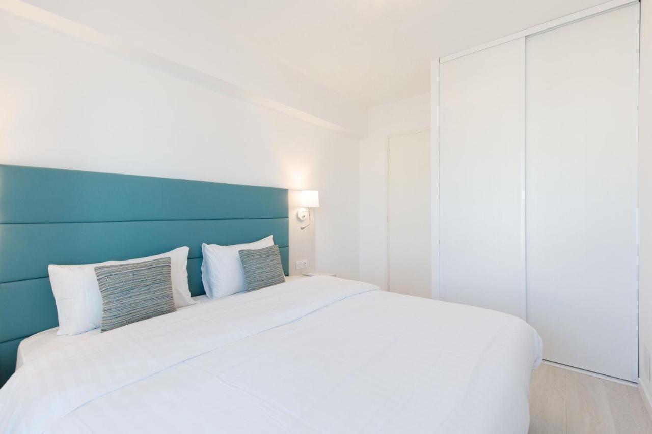 On La Croisette Deluxe 2 Bedrooms 2 Baths Cannes